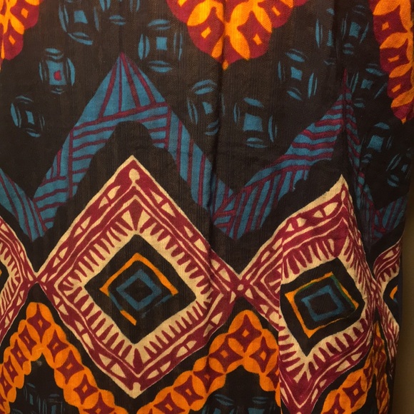 NWOT Akira beautiful batik print ruffle blouse M - Picture 4 of 8